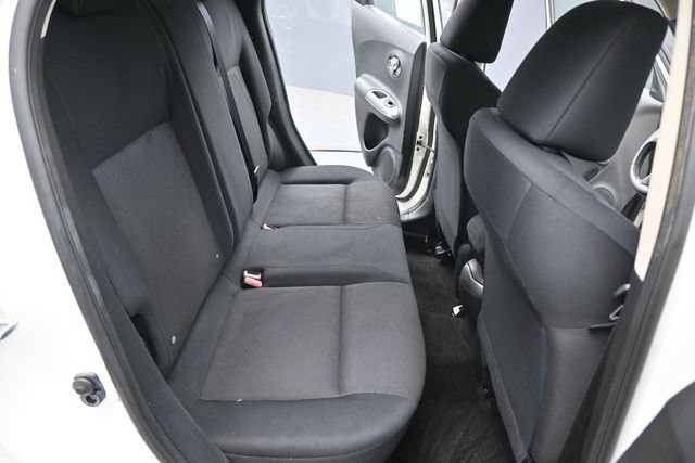 Used 2014 Nissan Juke S FWD image 10