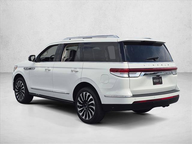 Used 2022 Lincoln Navigator Black Label AWD/4WD image 8
