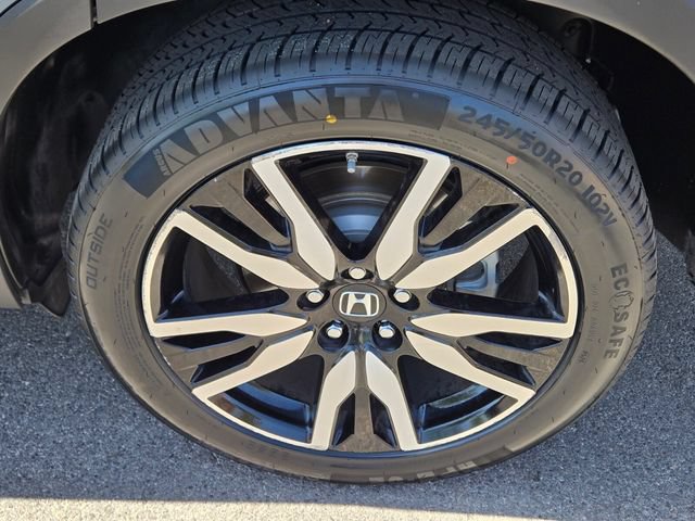 Certified 2022 Honda Pilot Touring image 11