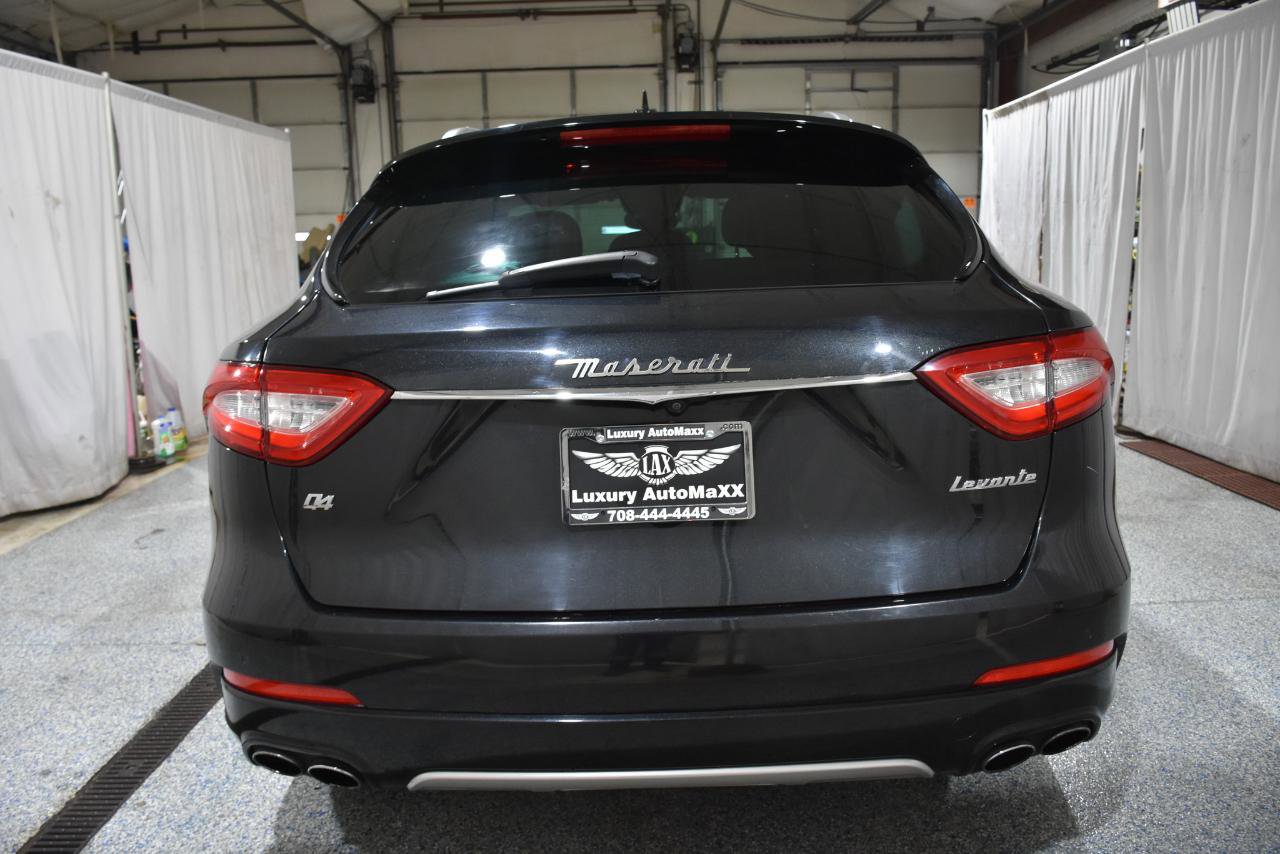 Used 2017 Maserati Levante w/ Luxury Package AWD/4WD image 5