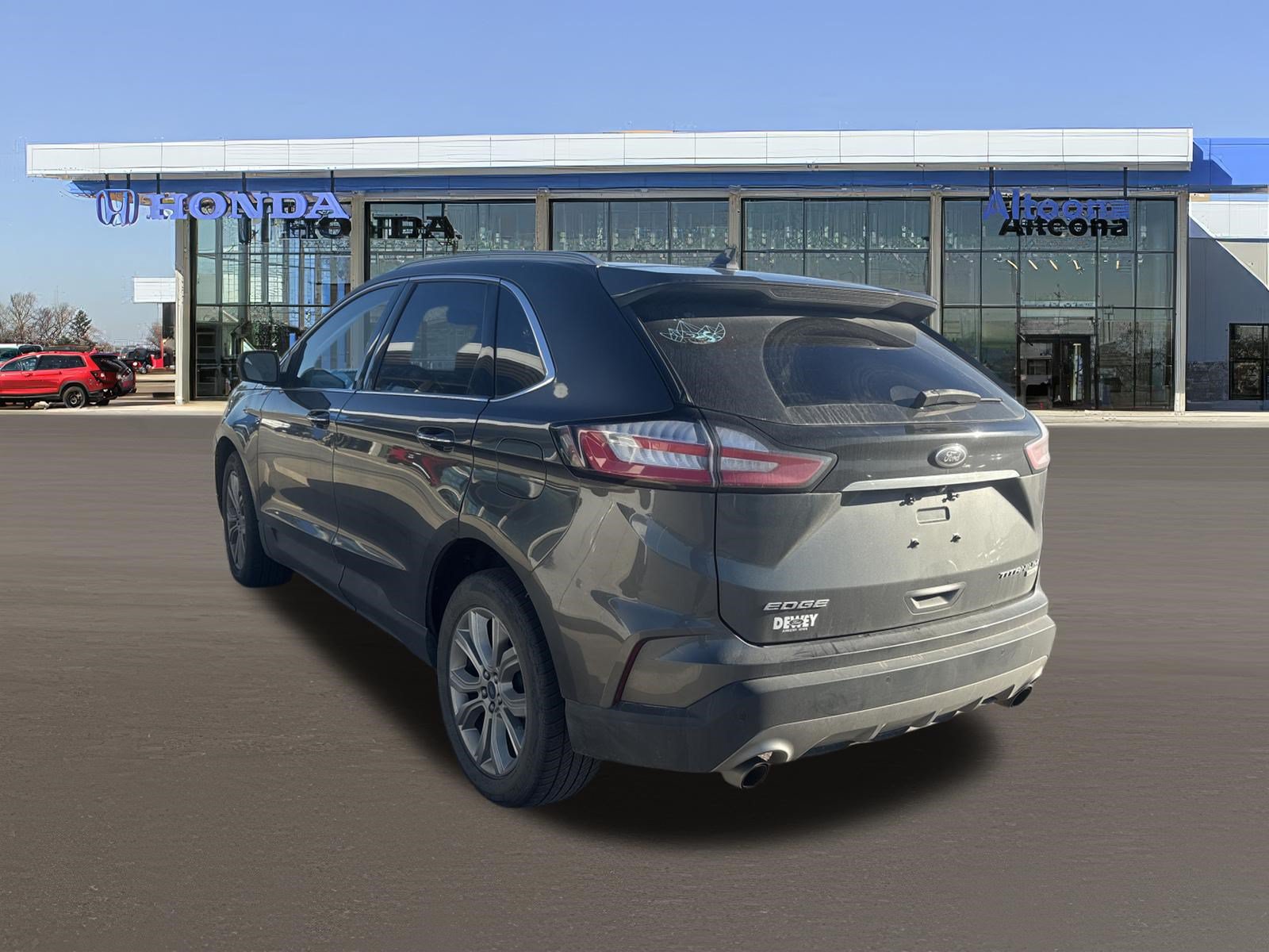 Used 2019 Ford Edge Titanium AWD/4WD image 3