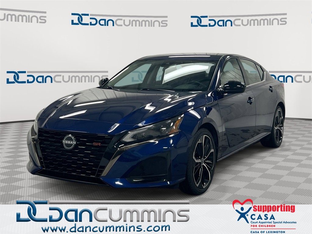 Used 2023 Nissan Altima 2.5 SR image 1