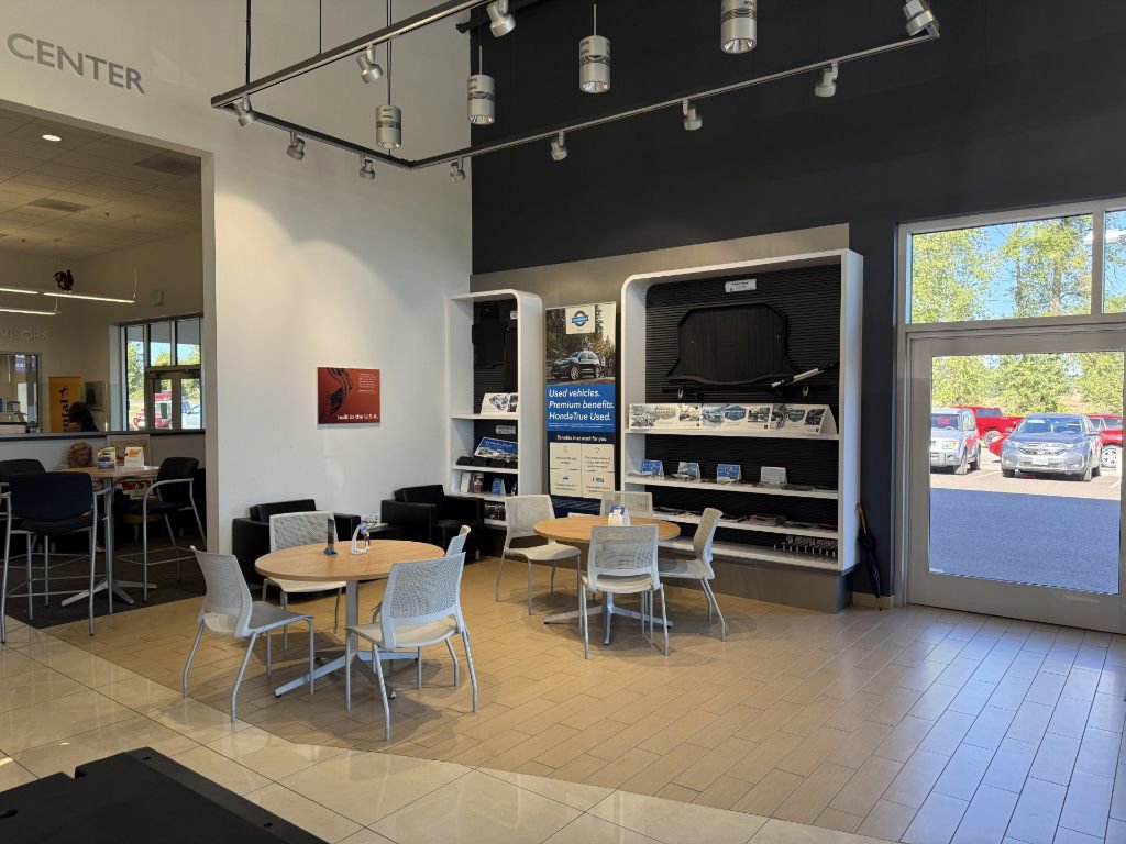 Used 2022 Hyundai Elantra Limited image 22