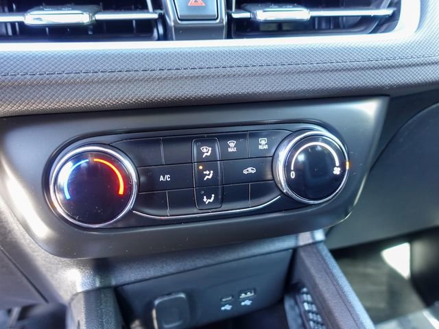 Used 2025 Chevrolet TrailBlazer LS w/ LS Convenience Package image 18