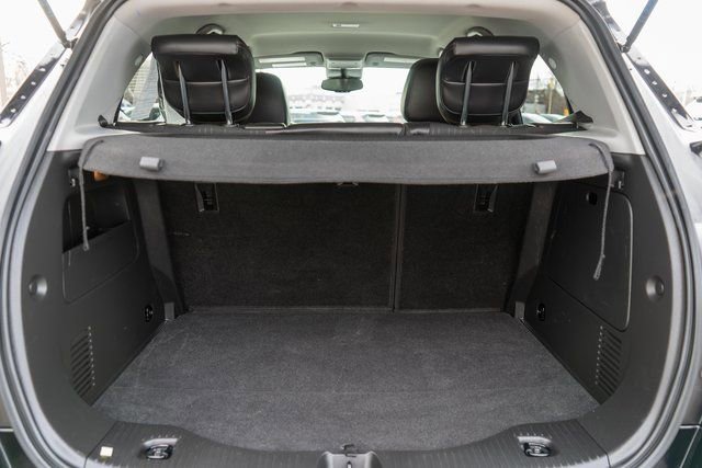 Used 2022 Chevrolet Trax LT w/ LT Convenience Package image 11