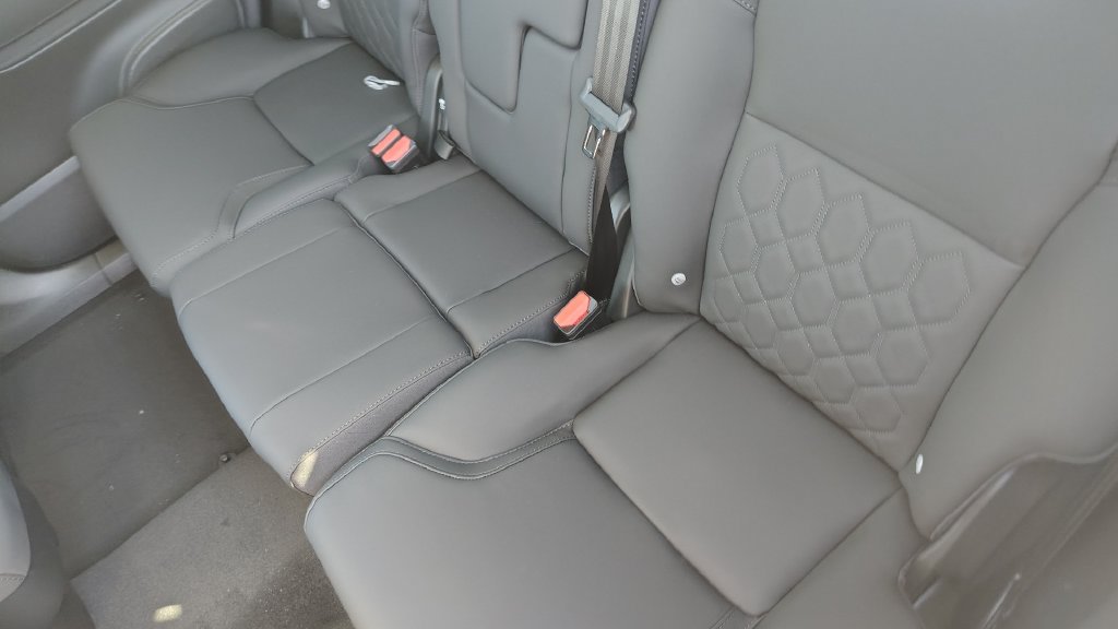 New 2026 Volvo XC90 B6 Plus w/ Protection Package Premier AWD/4WD image 28