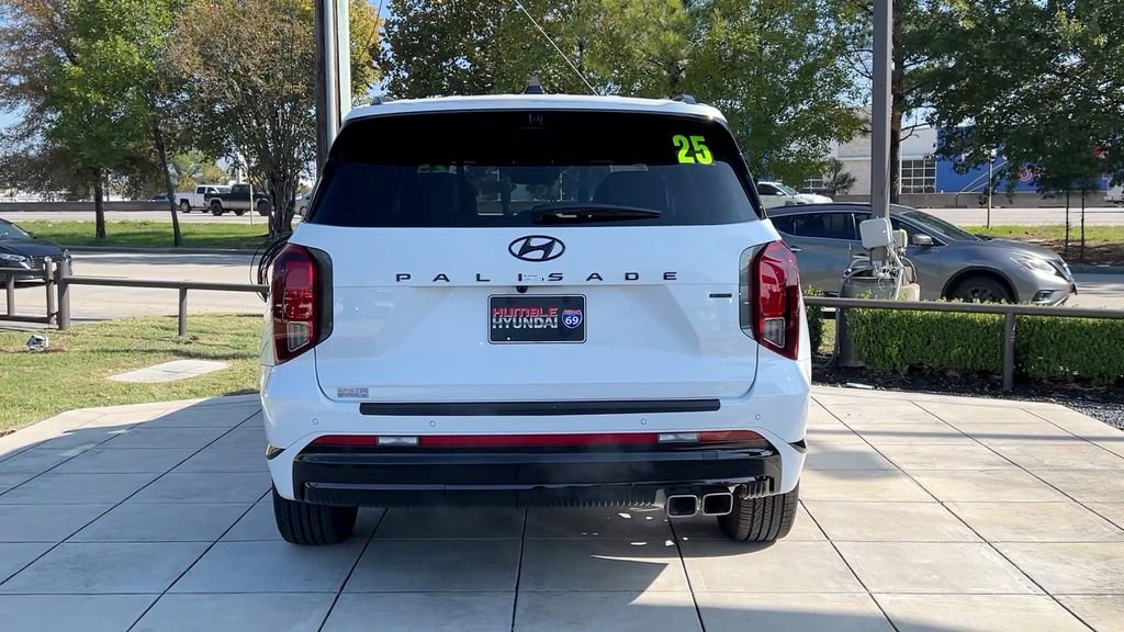 Used 2025 Hyundai Palisade Calligraphy image 19
