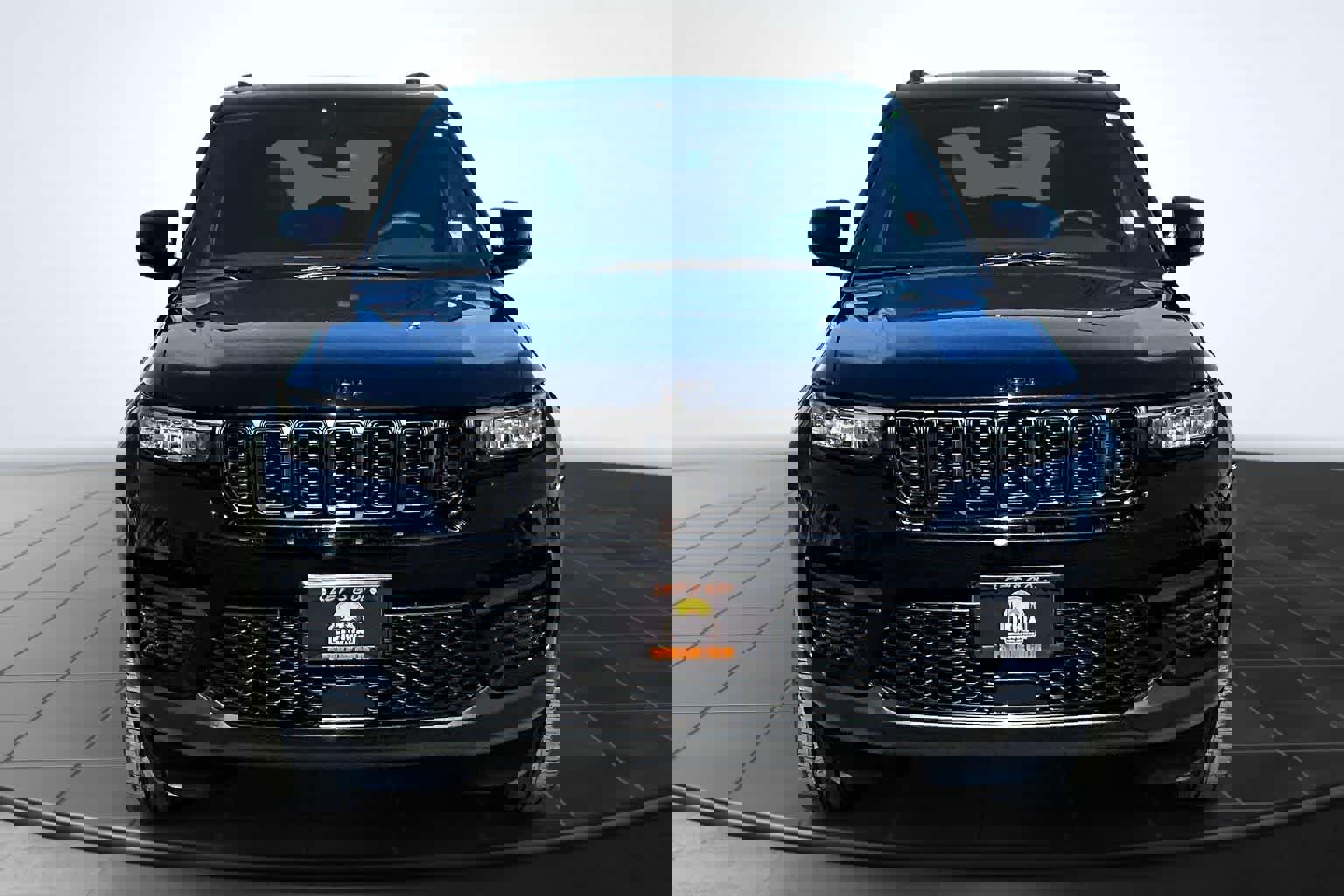 Used 2024 Jeep Grand Cherokee Altitude image 6