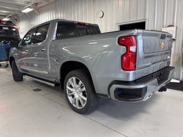 New 2026 Chevrolet Silverado 1500 High Country AWD/4WD image 9
