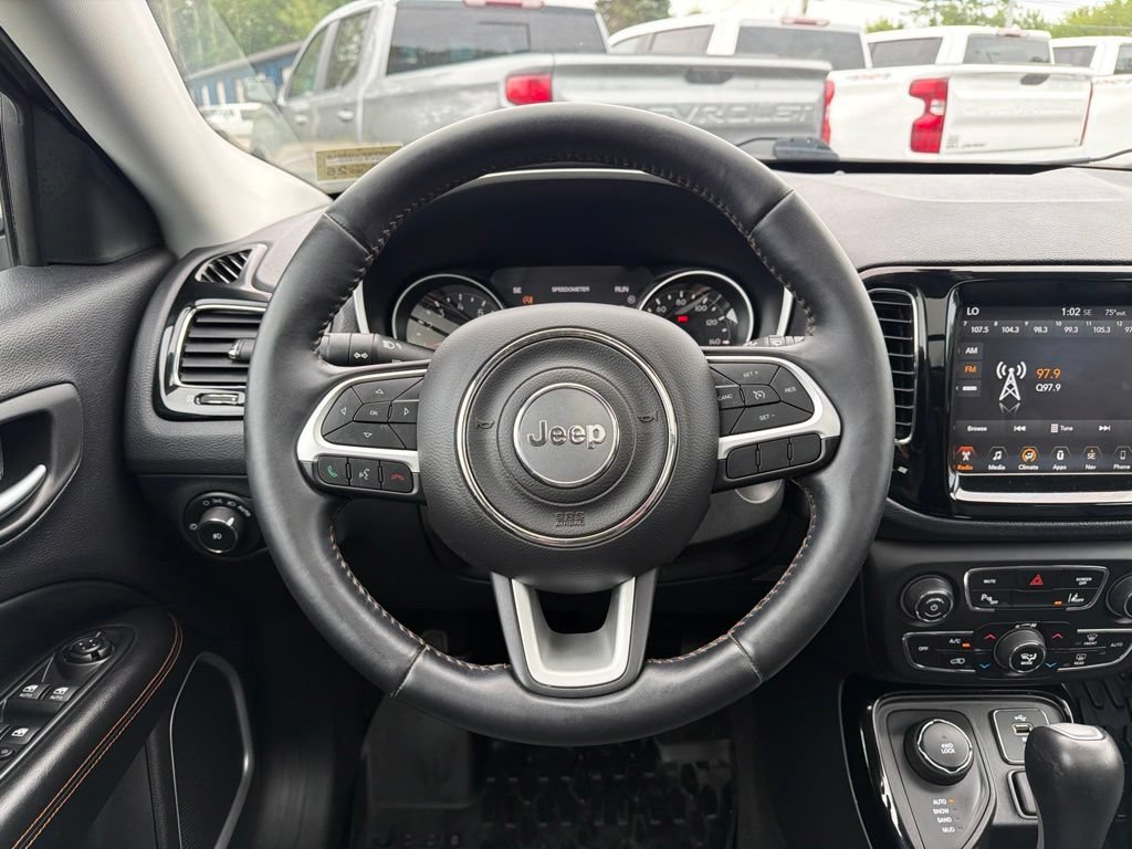 Used 2018 Jeep Compass Limited w/ Navigation Group AWD/4WD image 13