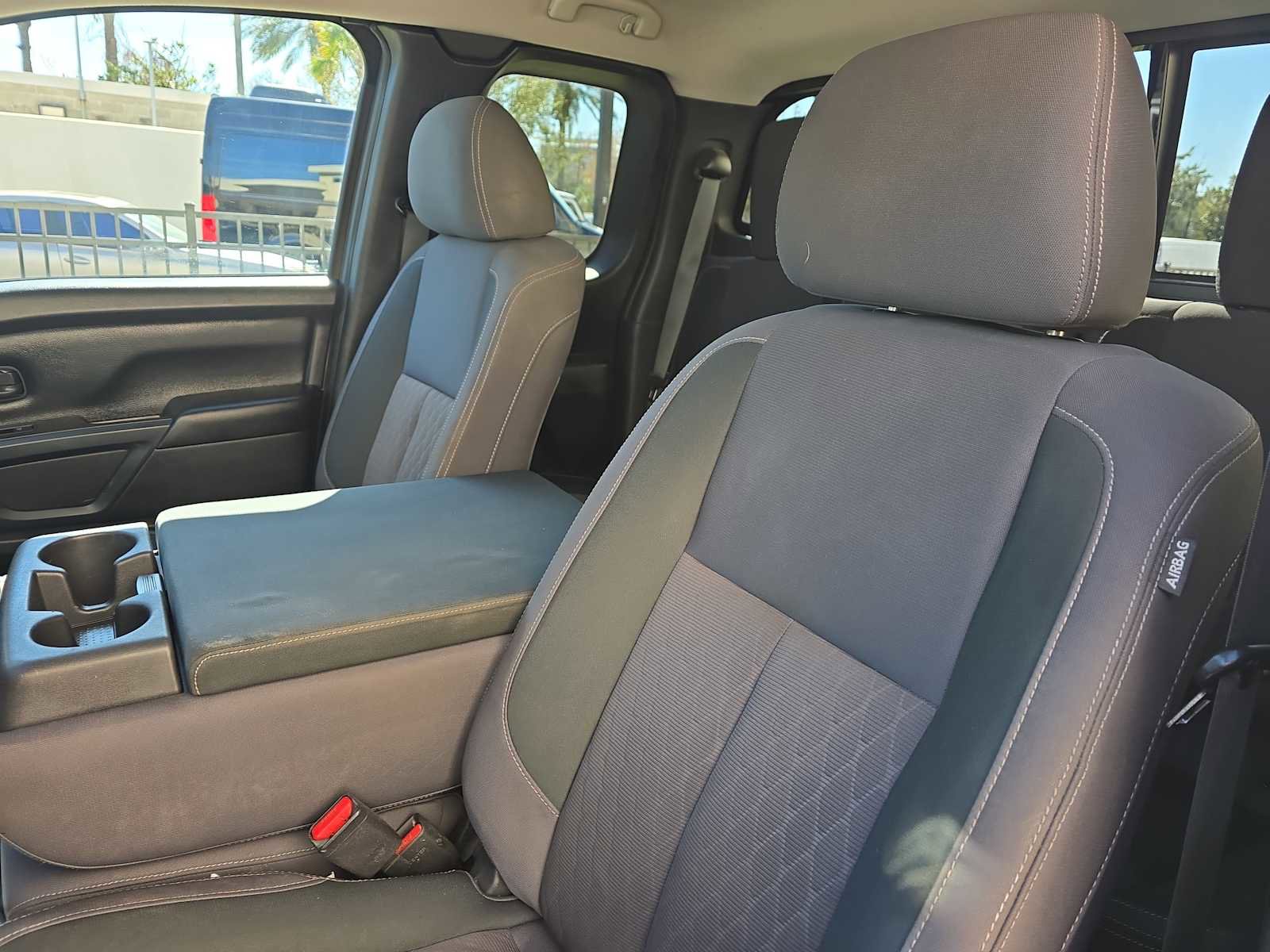 Used 2022 Nissan Titan S image 13