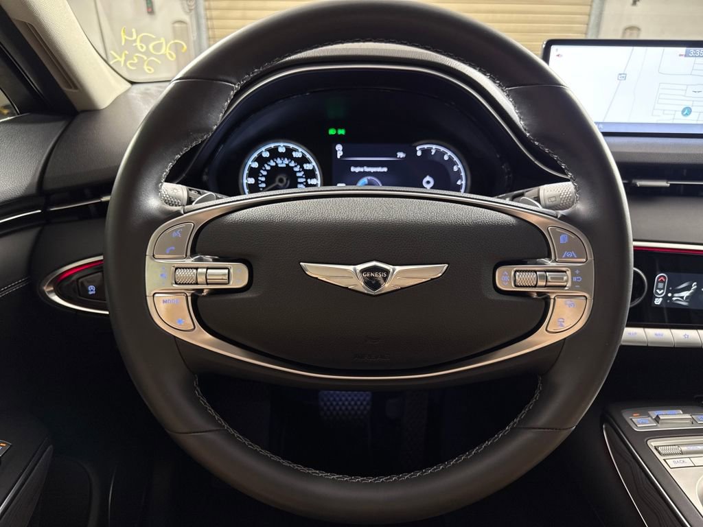 Certified 2024 Genesis GV70 2.5T w/ Advanced Package image 17
