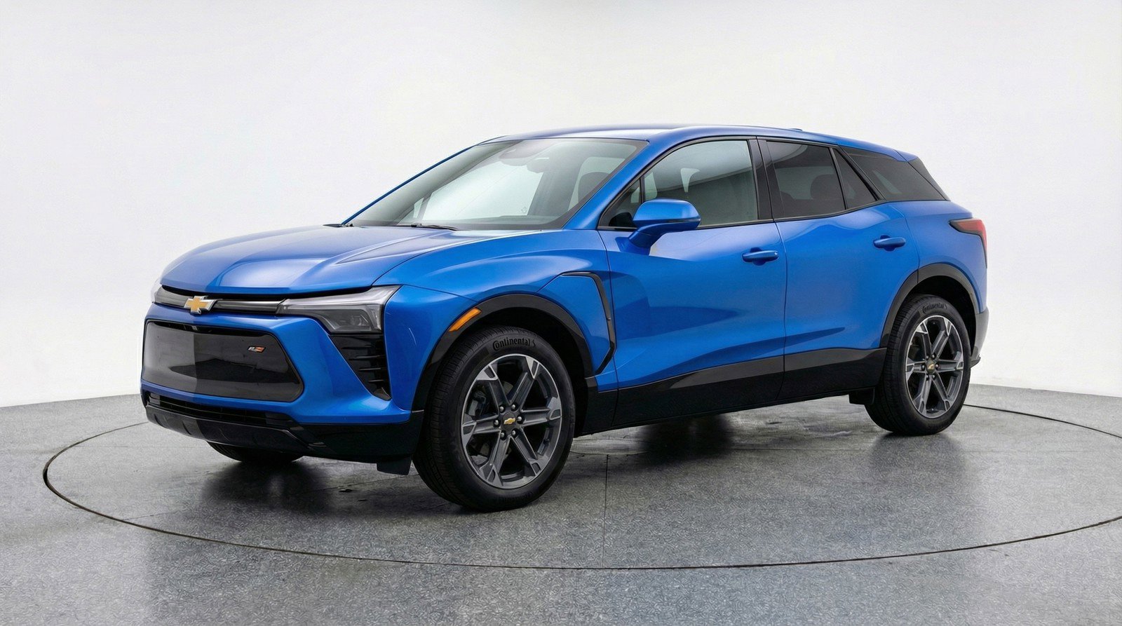 Used 2025 Chevrolet Blazer LT FWD image 3