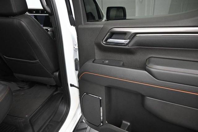Used 2025 GMC Sierra 1500 AT4 w/ AT4 Premium Package AWD/4WD image 24