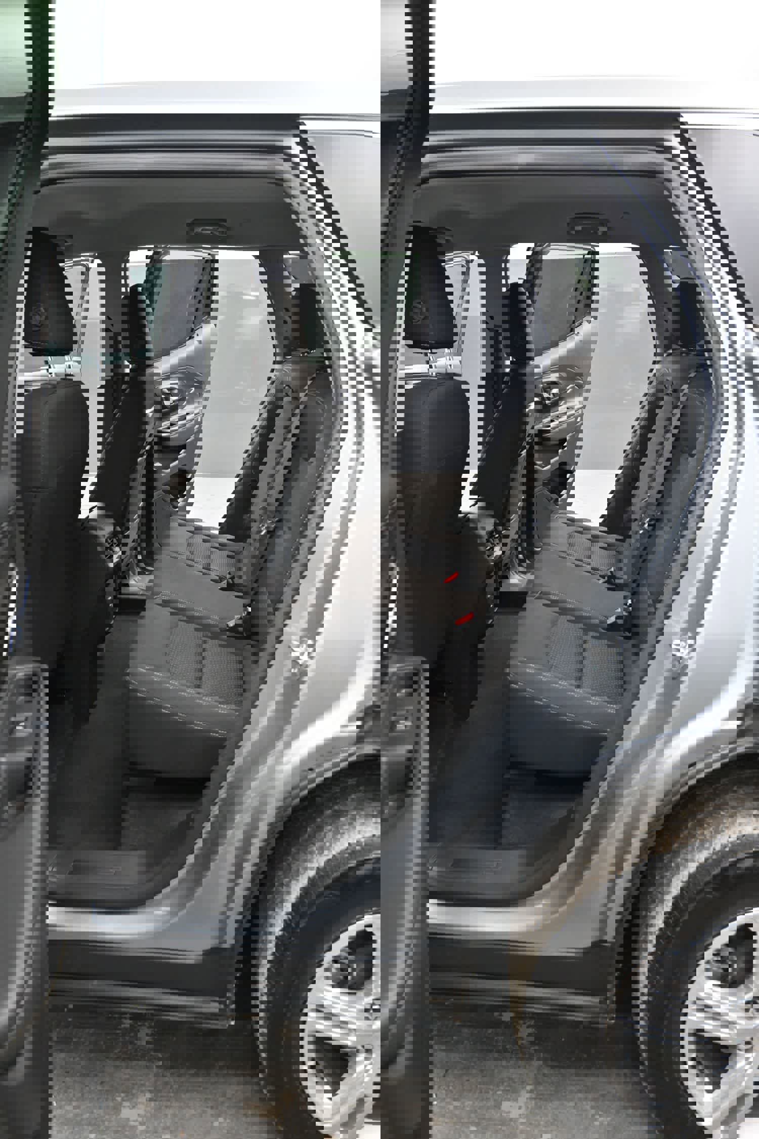 Used 2024 GMC Terrain SLE image 14