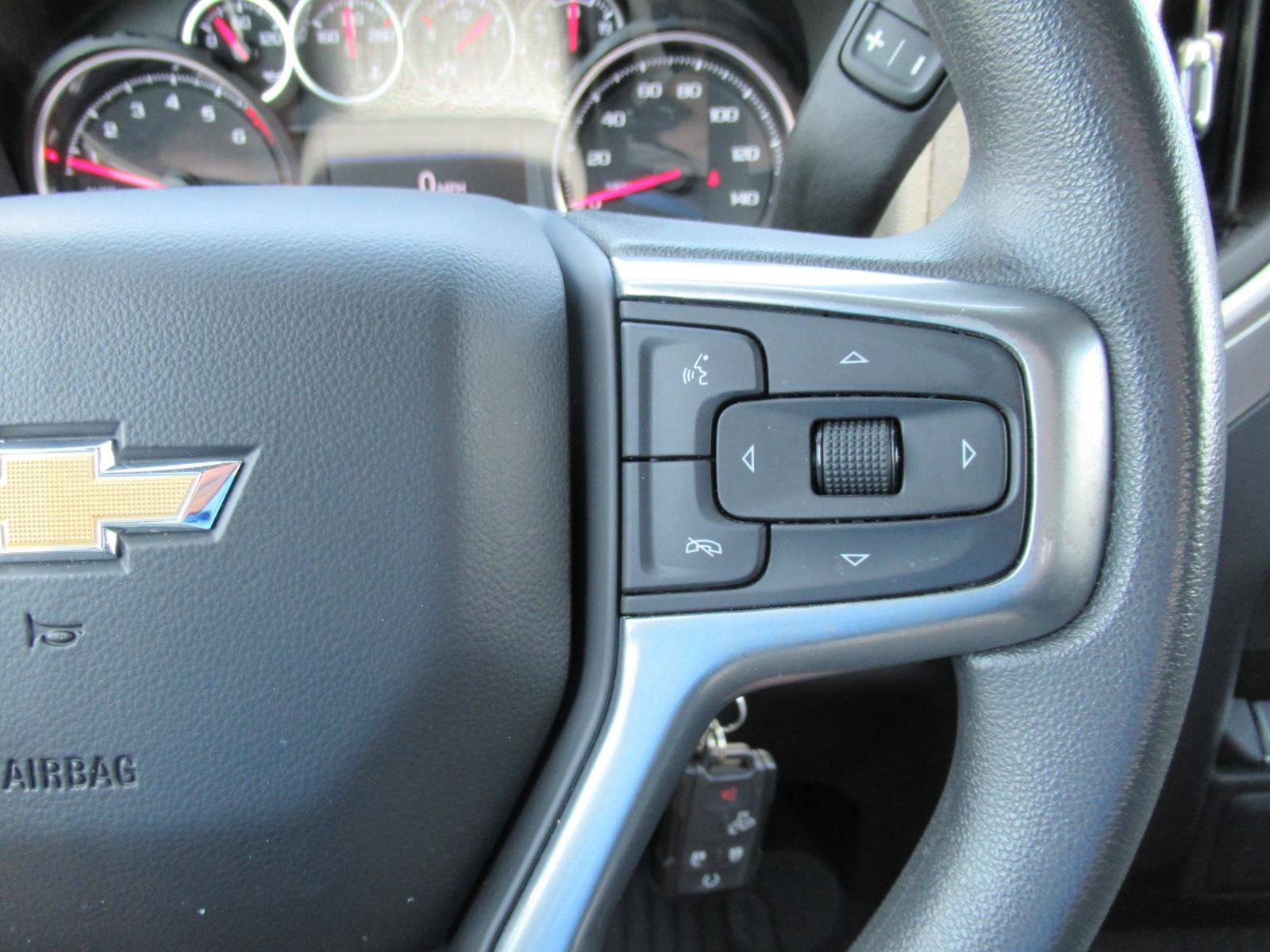 Used 2022 Chevrolet Silverado 1500 Custom w/ Safety Confidence Package RWD image 22