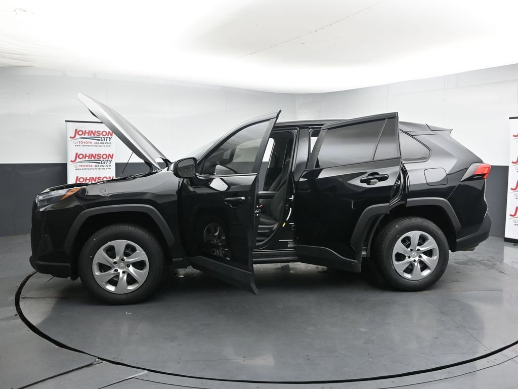 Used 2023 Toyota RAV4 LE FWD image 42