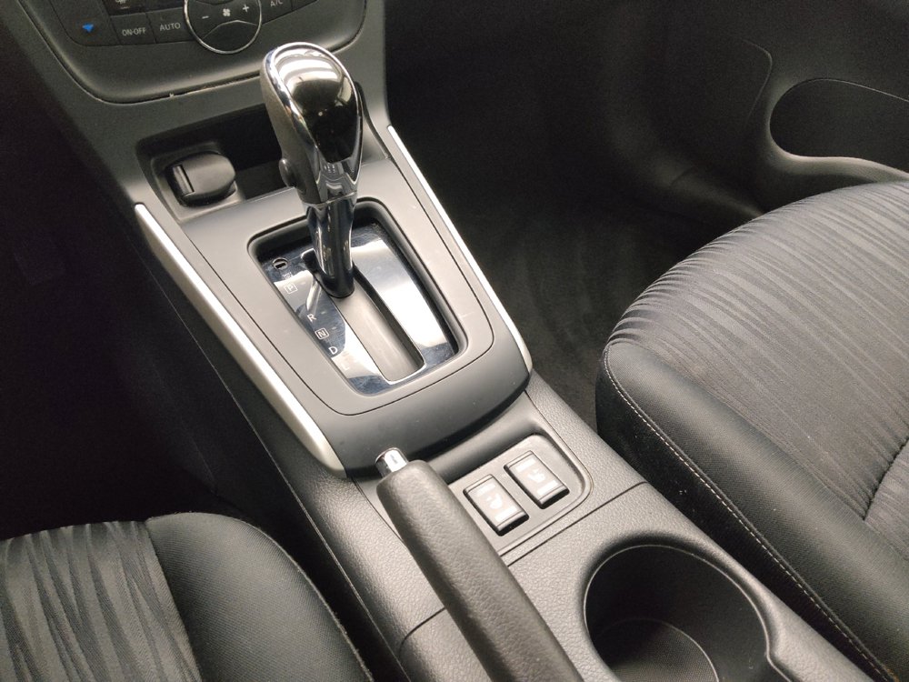 Used 2019 Nissan Sentra SV w/ Special Edition Package FWD image 26