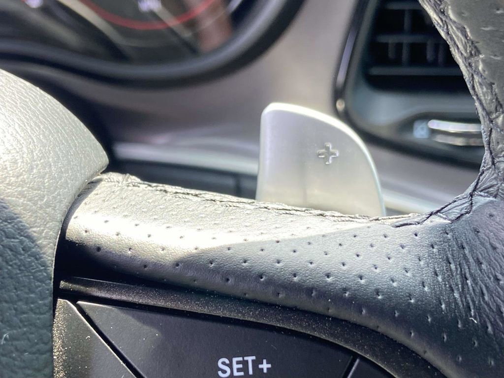 Used 2022 Dodge Challenger R/T w/ Blacktop Package image 28