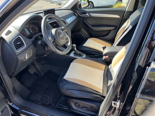 Used 2015 Audi Q3 2.0T Prestige w/ Prestige Package image 2