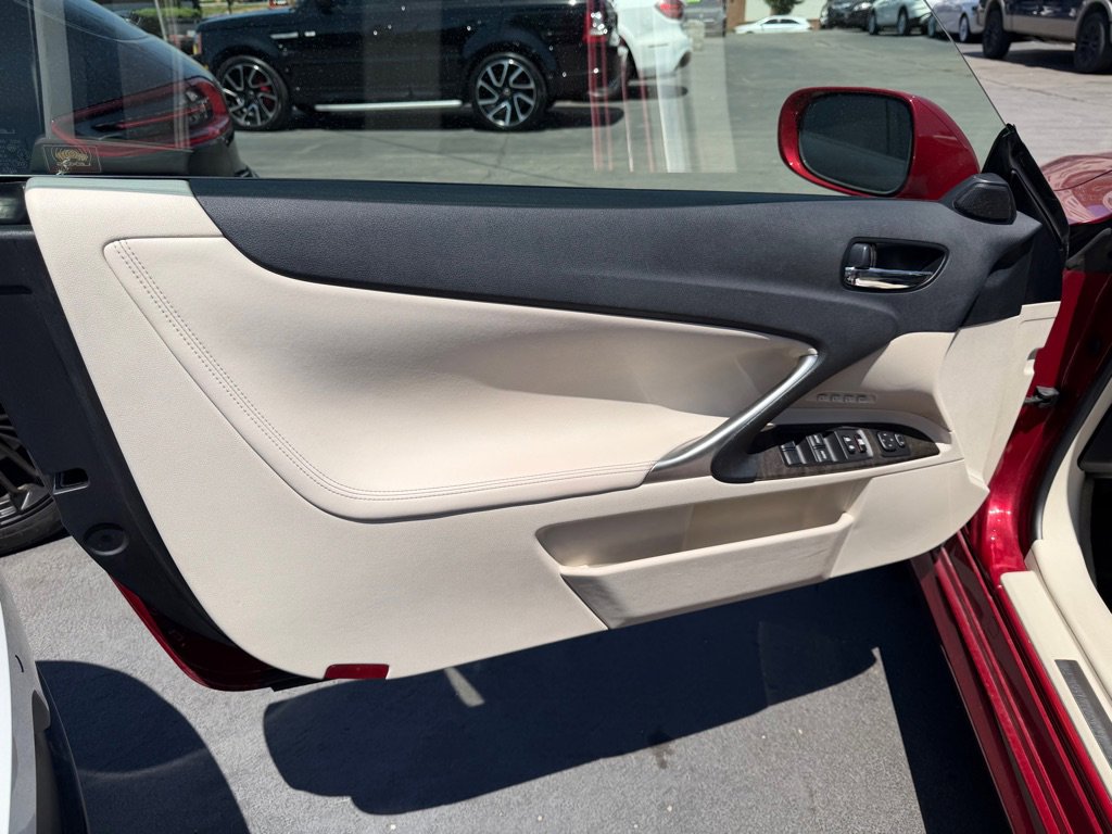 Used 2010 Lexus IS 350C RWD image 18