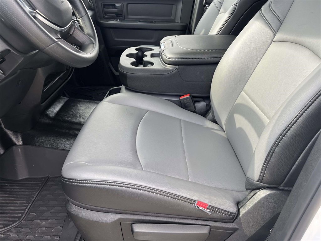 New 2025 RAM 2500 Tradesman w/ Chrome Appearance Group image 17