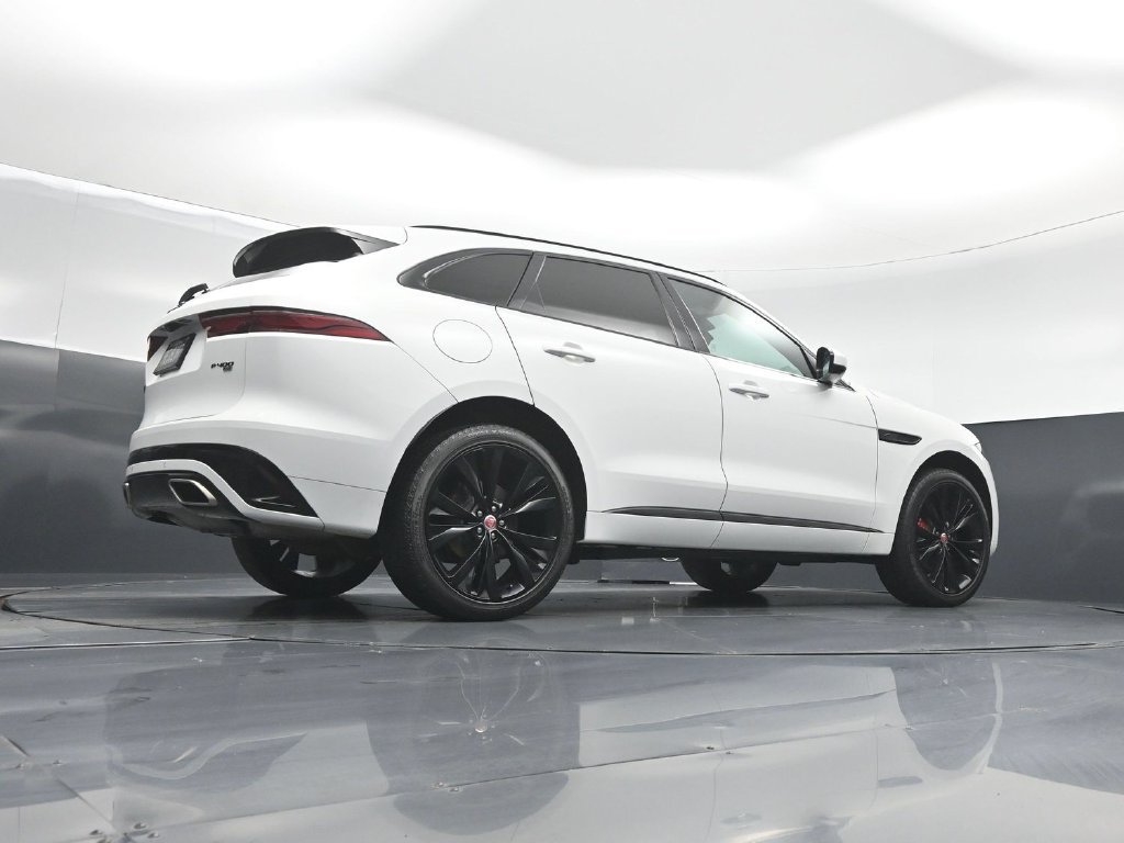 Used 2023 Jaguar F-PACE R-Dynamic S AWD/4WD image 47
