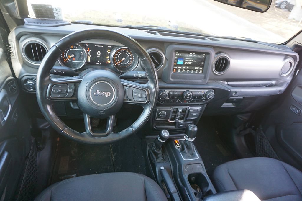 Used 2021 Jeep Gladiator Sport AWD/4WD image 6