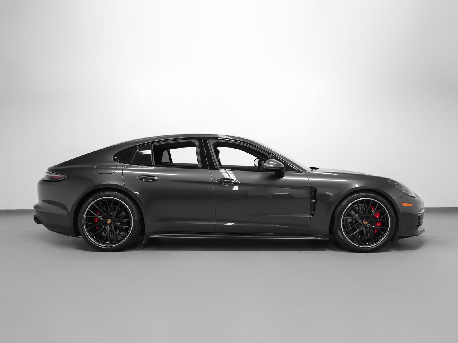 Certified 2023 Porsche Panamera GTS w/ Premium Package AWD/4WD image 13