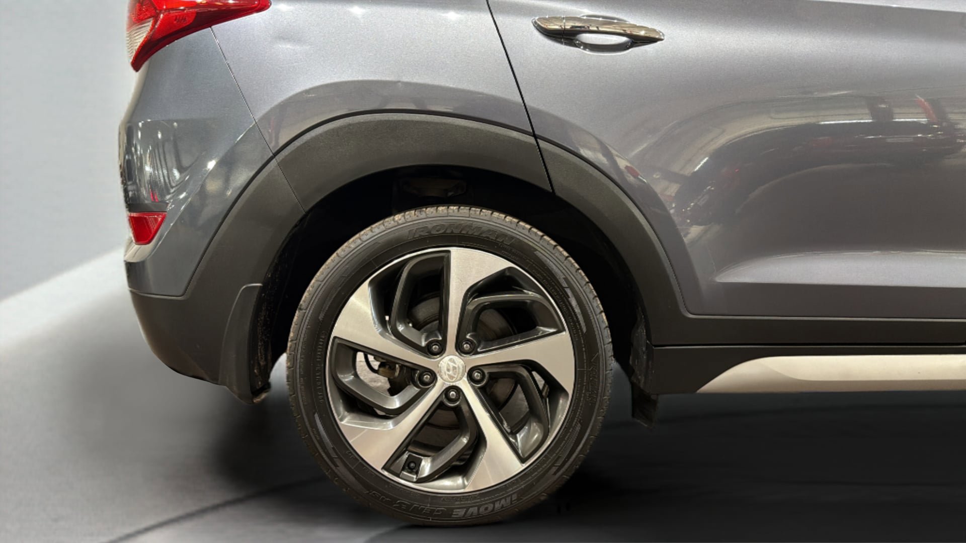 Used 2017 Hyundai Tucson Limited image 5