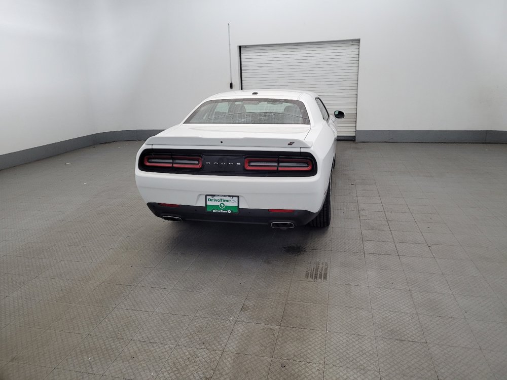 Used 2022 Dodge Challenger GT AWD/4WD image 7