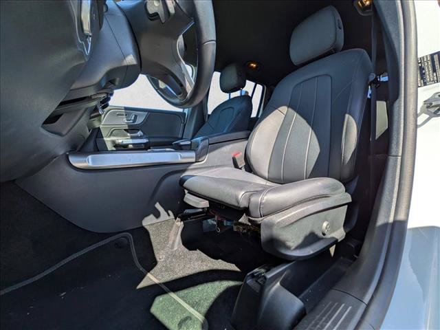 Certified 2023 Mercedes-Benz GLB 250 4MATIC image 14