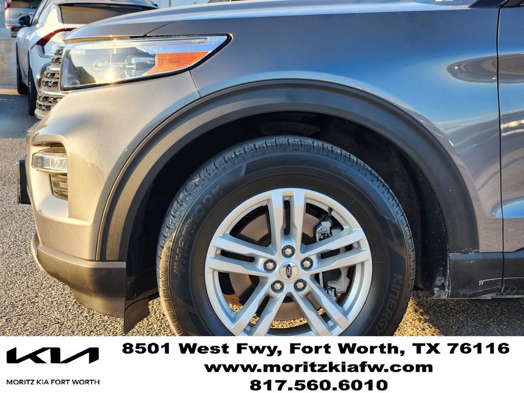 Used 2023 Ford Explorer XLT w/ Equipment Group 202A RWD image 6