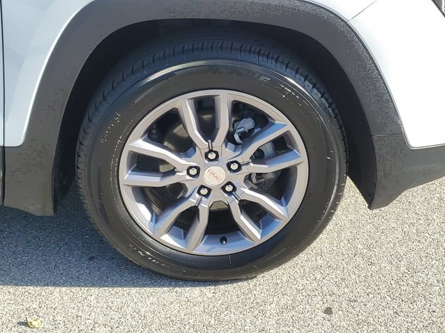 Used 2024 GMC Terrain SLT FWD image 7