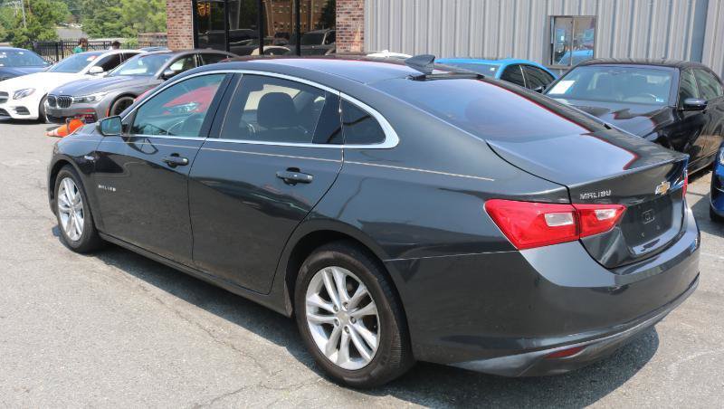 Used 2018 Chevrolet Malibu LT FWD image 5