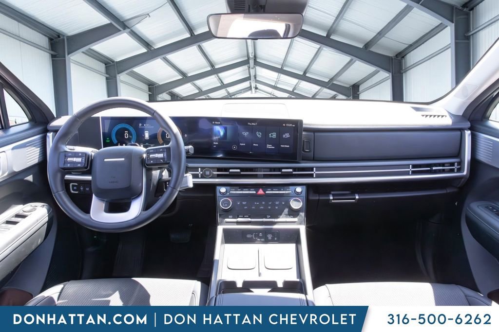 Used 2025 Hyundai Santa Fe SEL FWD image 21