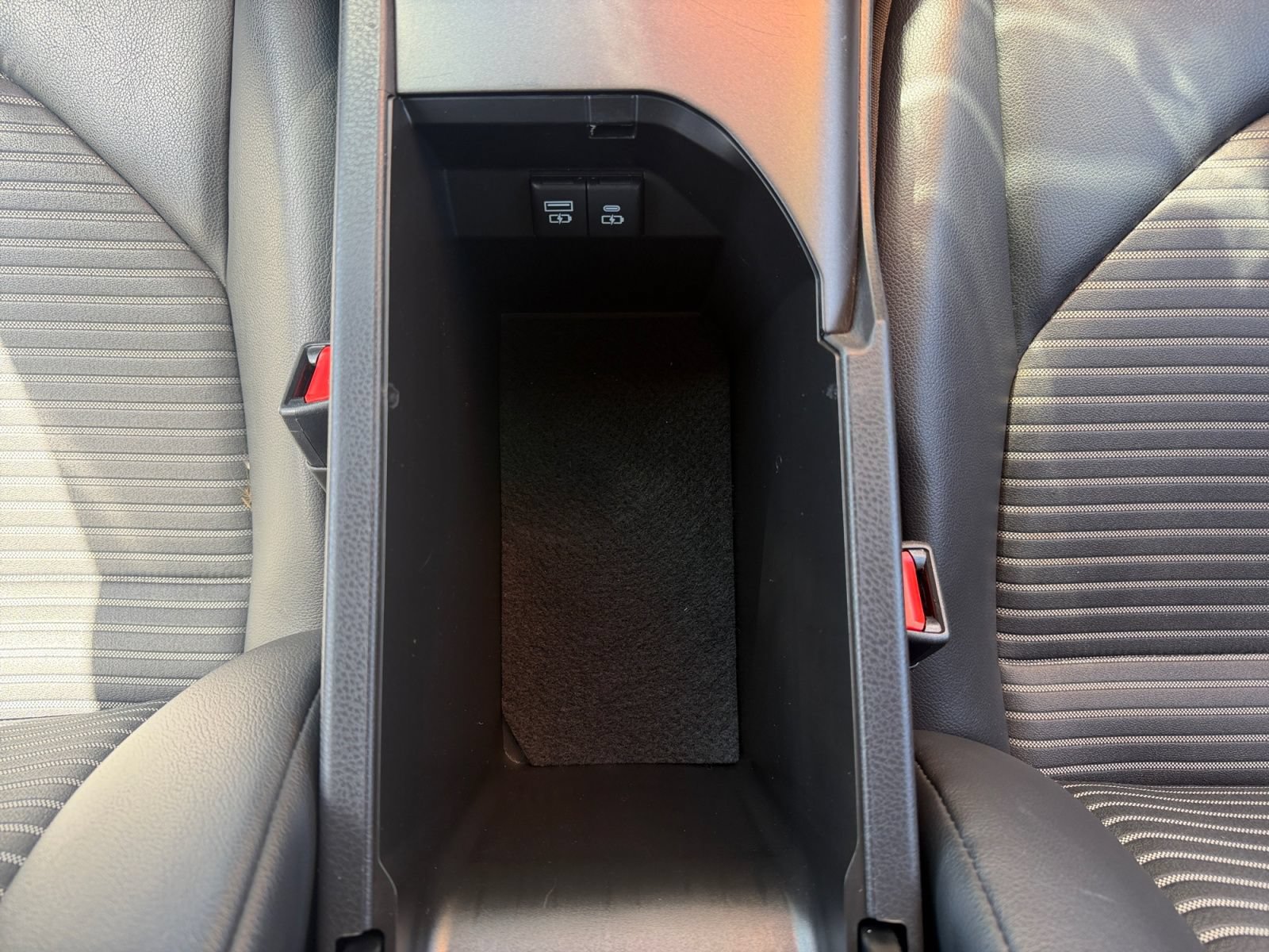 Certified 2023 Toyota Camry SE FWD image 15