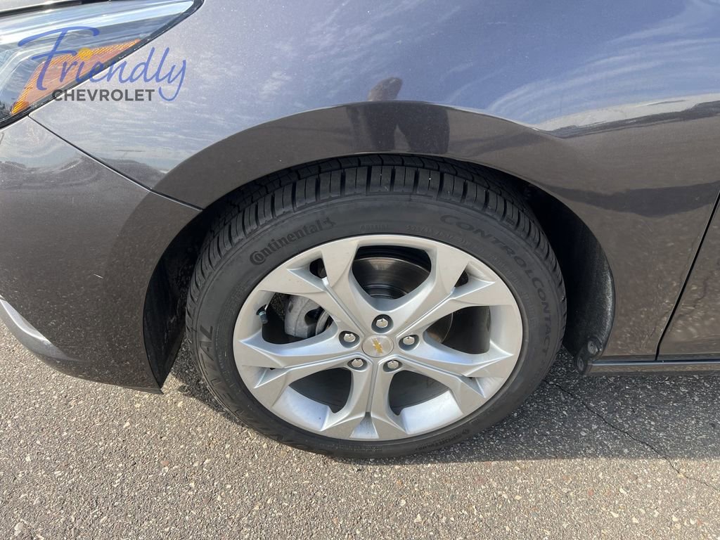 Certified 2017 Chevrolet Cruze Premier FWD image 4