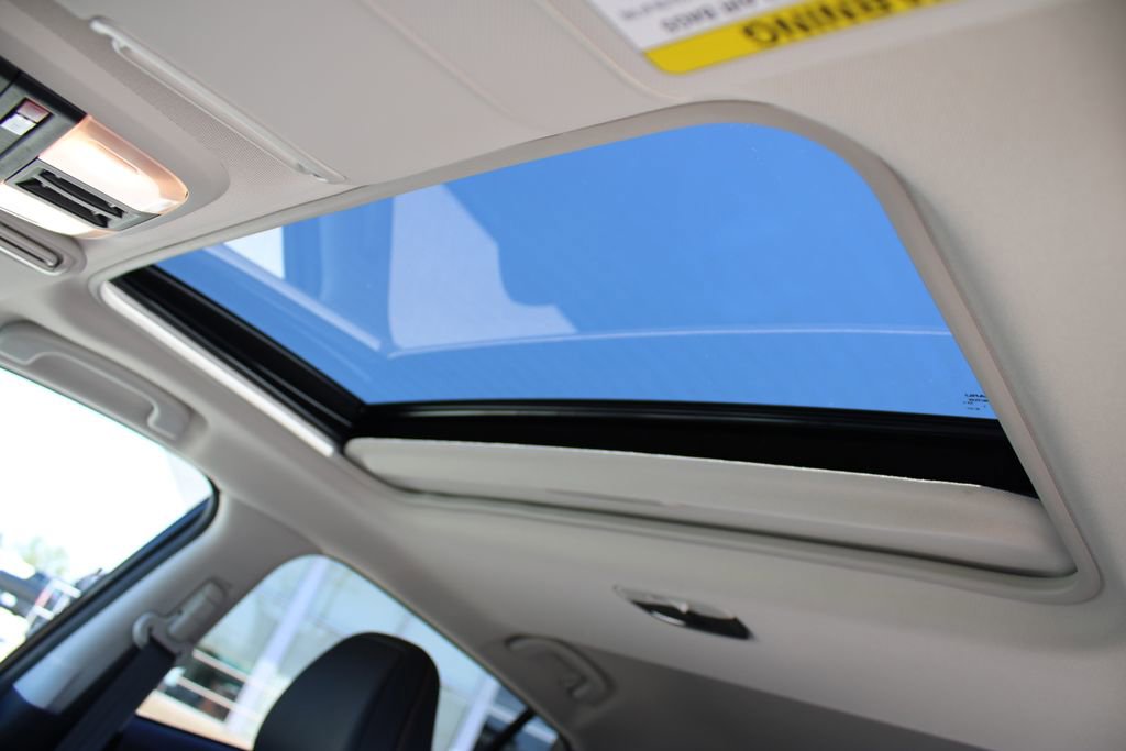 Used 2025 Subaru Crosstrek 2.5i Limited w/ Crosstrek Mirror Package AWD/4WD image 22