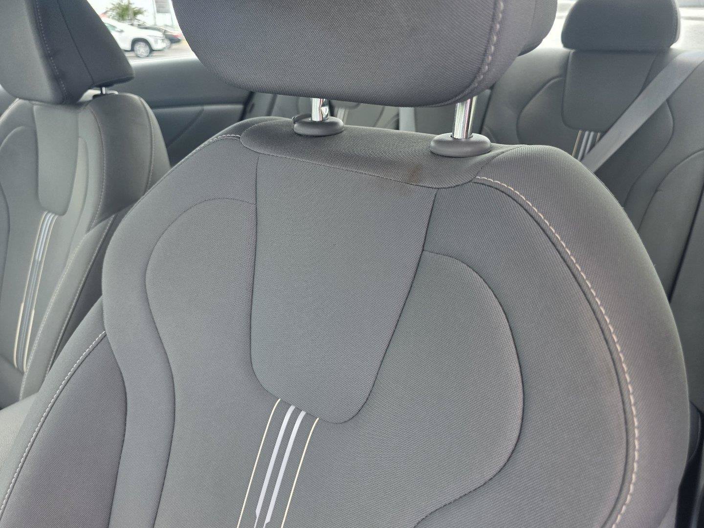 Used 2025 Hyundai Elantra SEL FWD image 21