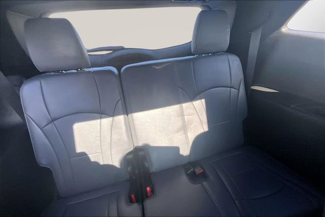Used 2023 Buick Enclave Essence w/ Experience Buick Package image 28
