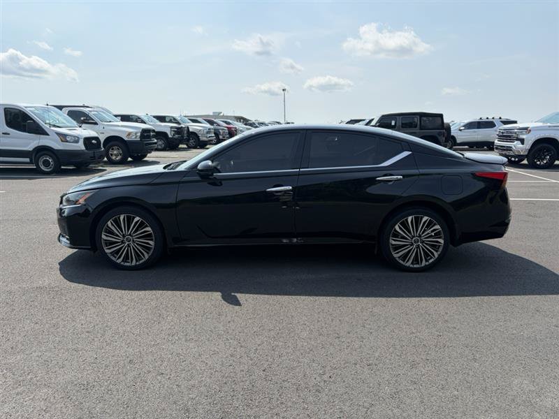 Used 2023 Nissan Altima 2.5 SL AWD/4WD image 8