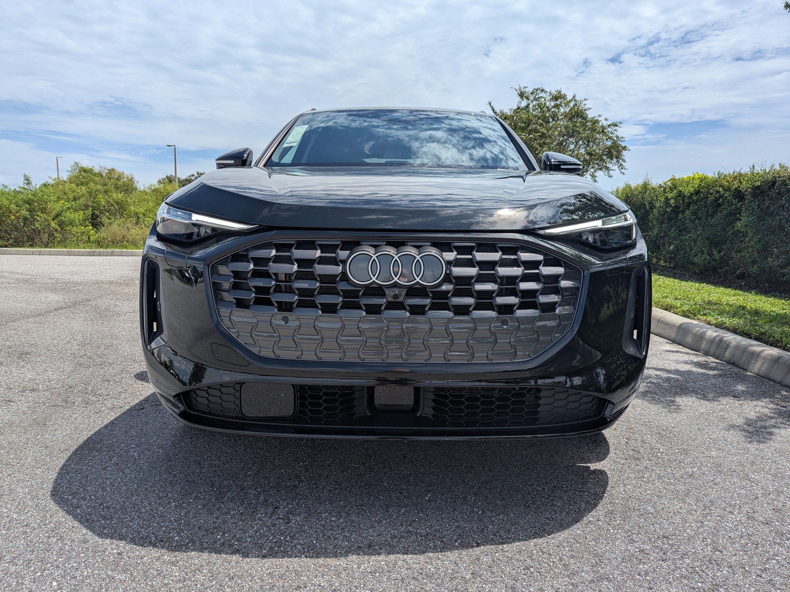 New 2025 Audi Q5 Premium Plus image 2