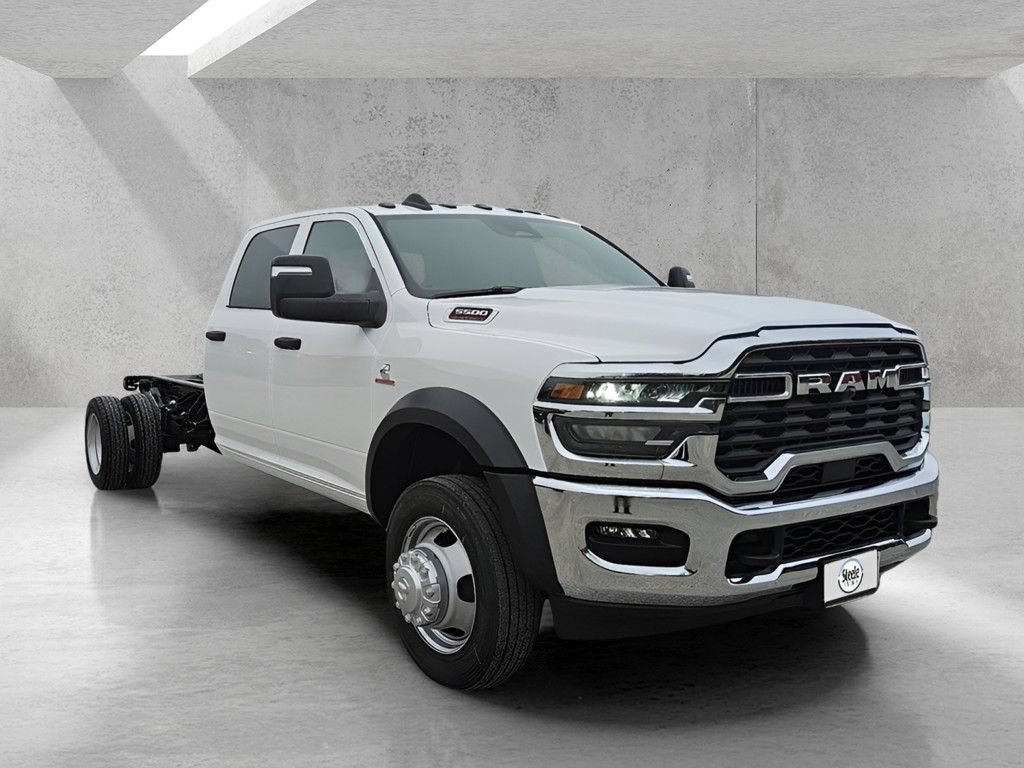 New 2026 RAM 5500 Tradesman w/ Chrome Appearance Group AWD/4WD image 7
