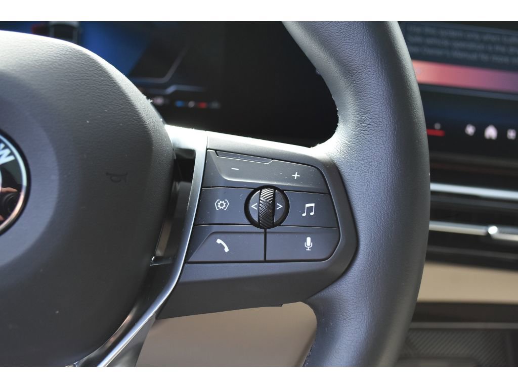 Used 2025 BMW X2 xDrive28i w/ Convenience Package image 20