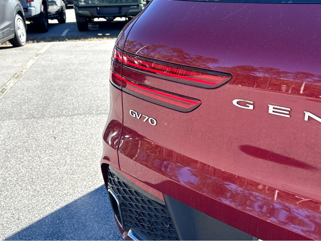 Used 2025 Genesis GV70 2.5T image 28