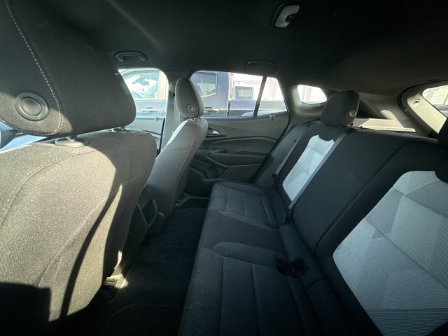 Used 2024 Chevrolet Trax RS w/ Driver Confidence Package FWD image 9