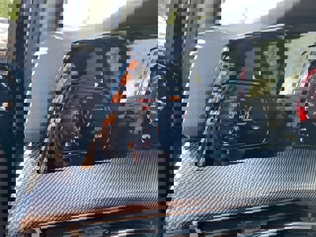 New 2025 Volkswagen GTI SE image 33