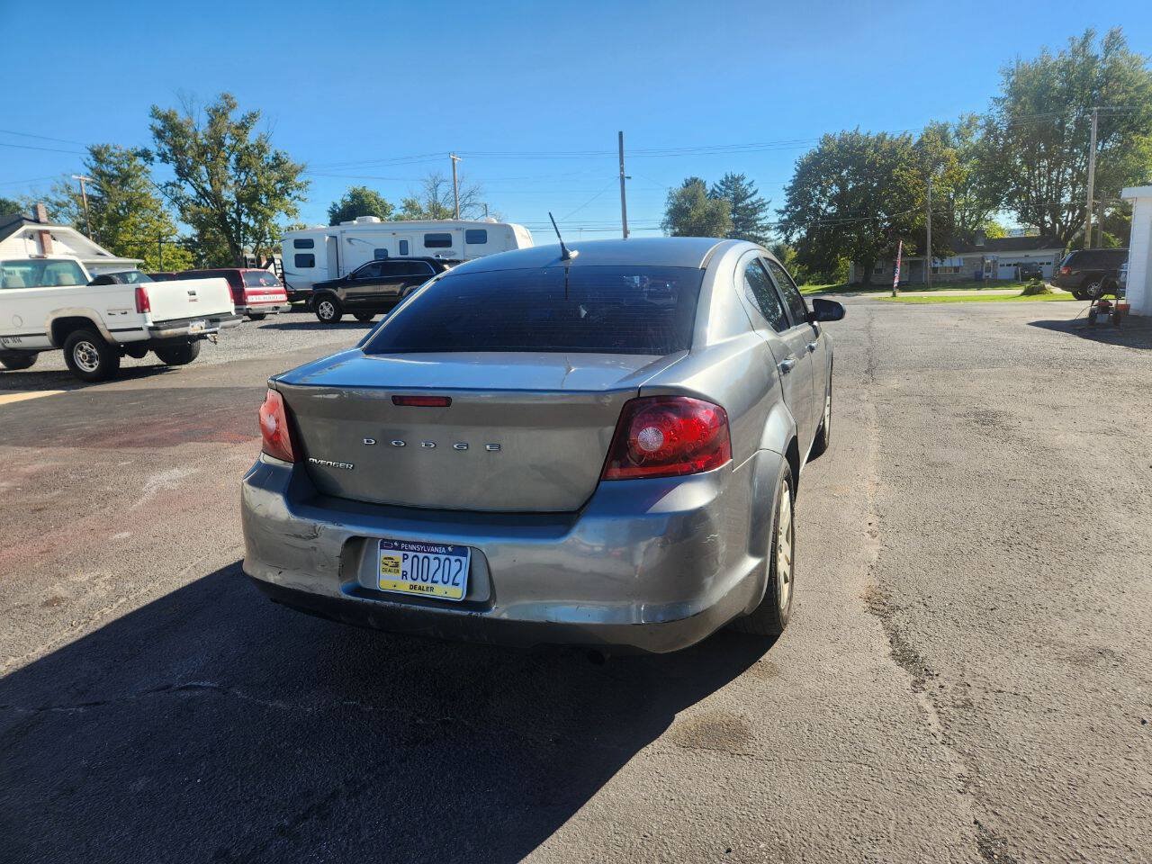Used 2013 Dodge Avenger SE FWD image 6