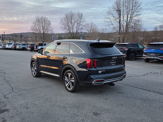 Certified 2023 Kia Sorento EX image 6